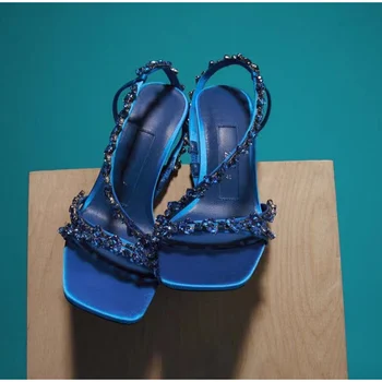  2022 Noi Femei Sandale De Vara Femei Sexy Pu Tocuri Subtiri De Mare Pantofi Femei Culoare Solidă Deget De La Picior Pătrat Cristal Părți De Încălțăminte